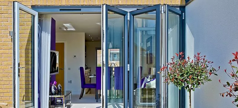 Bifold Door Repairs Near Me in Coral Gables, FL