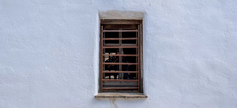 Residential Accordion Door Repair in Coral Gables, FL